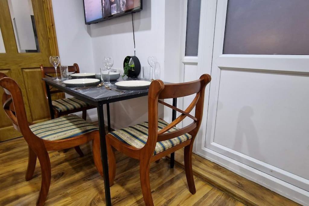 1 Bedroom Studio Eltham Exterior photo
